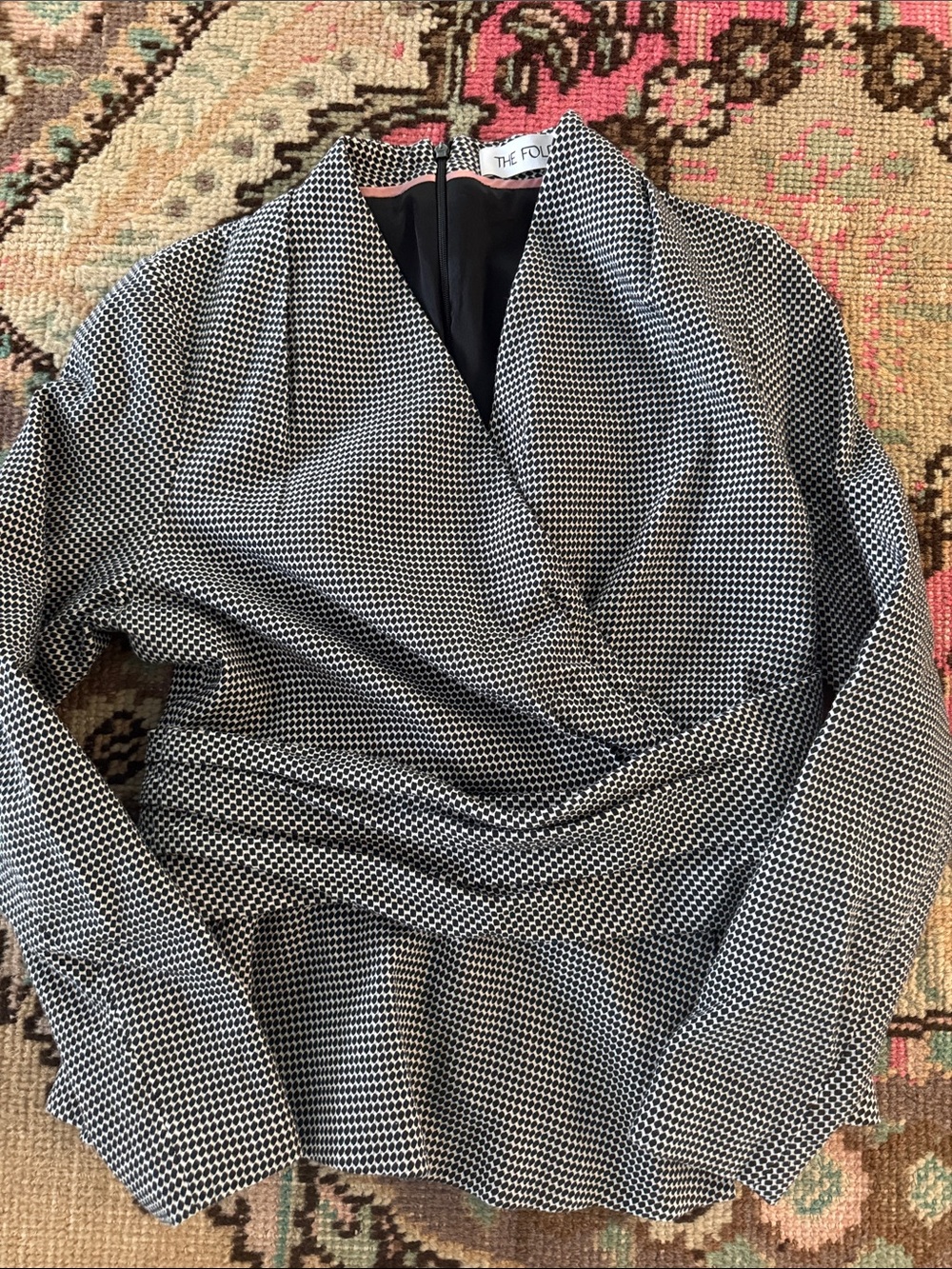 Black & White Patterned Wrap suit top